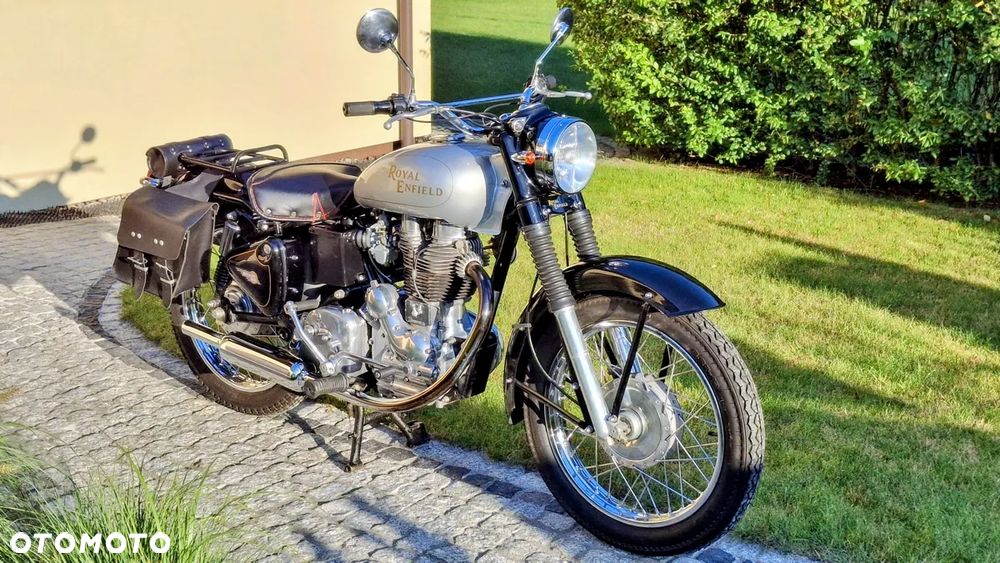 Royal Enfield Bullet - 2