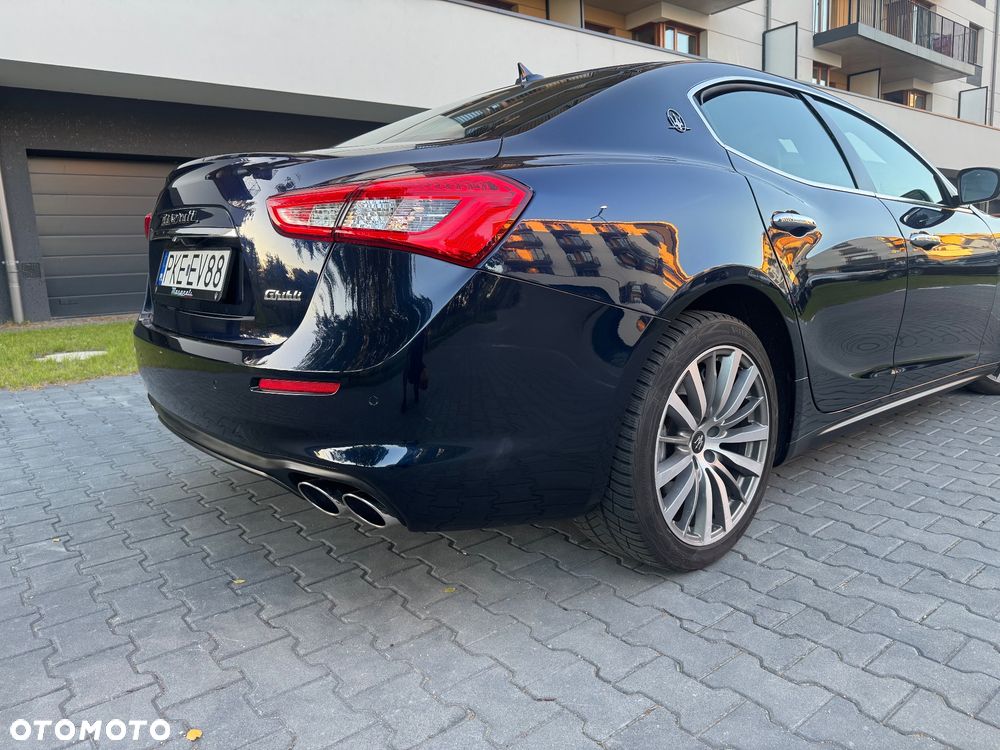 Maserati Ghibli GranLusso - 15