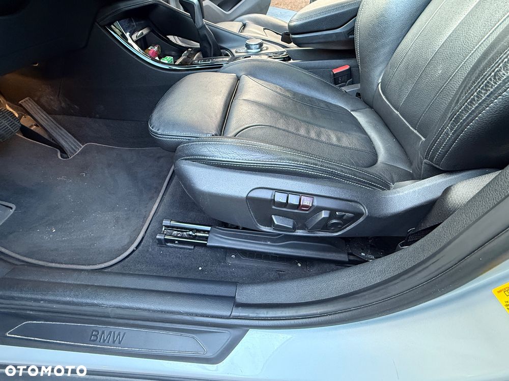 BMW X2 sDrive20i Advantage Plus - 19