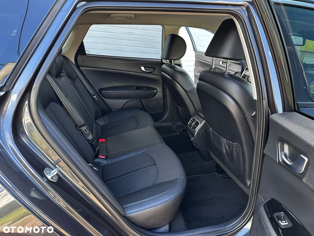 Kia Optima - 18