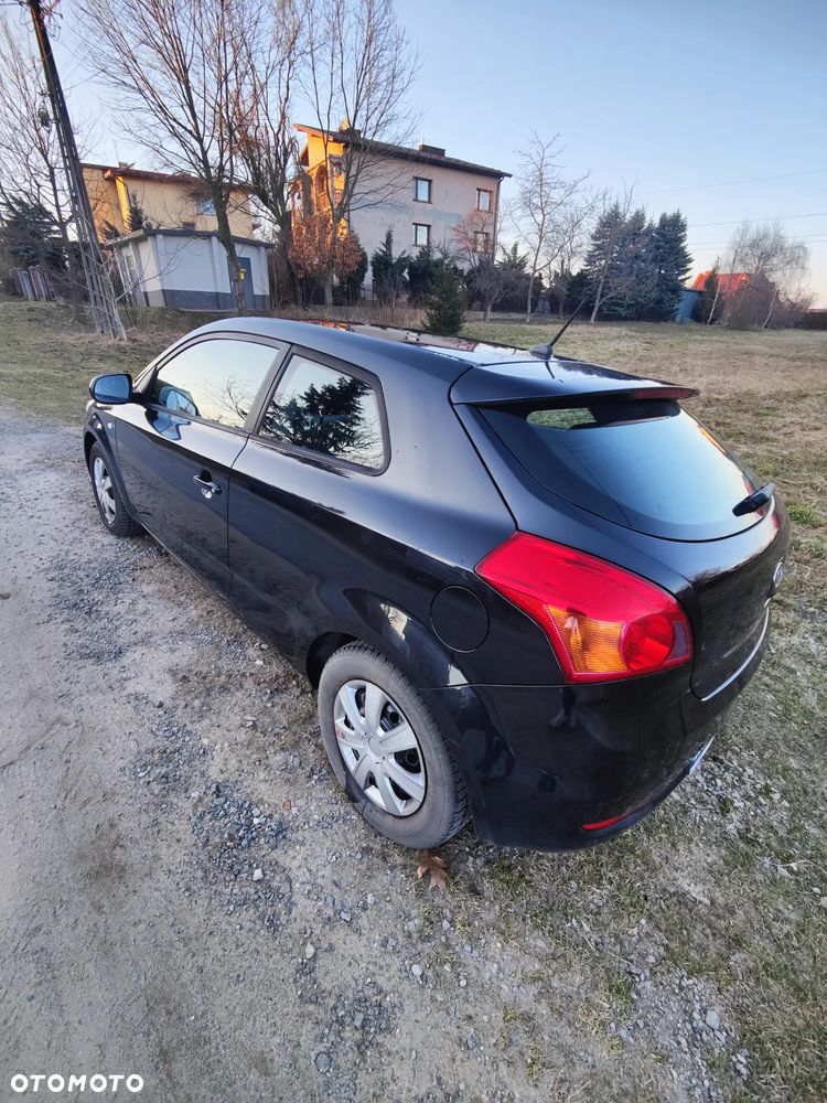 Kia ProCeed 1.6 crdi S - 18