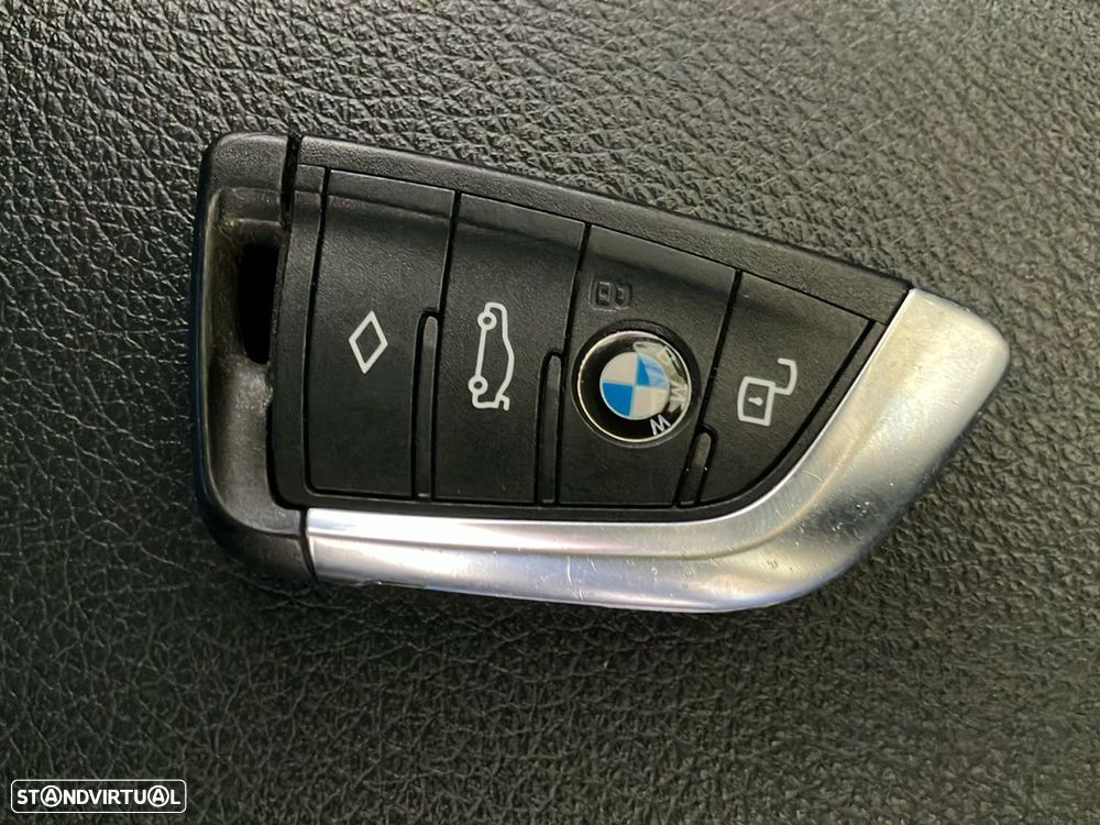 BMW 118 i Pack Desportivo M Auto - 21