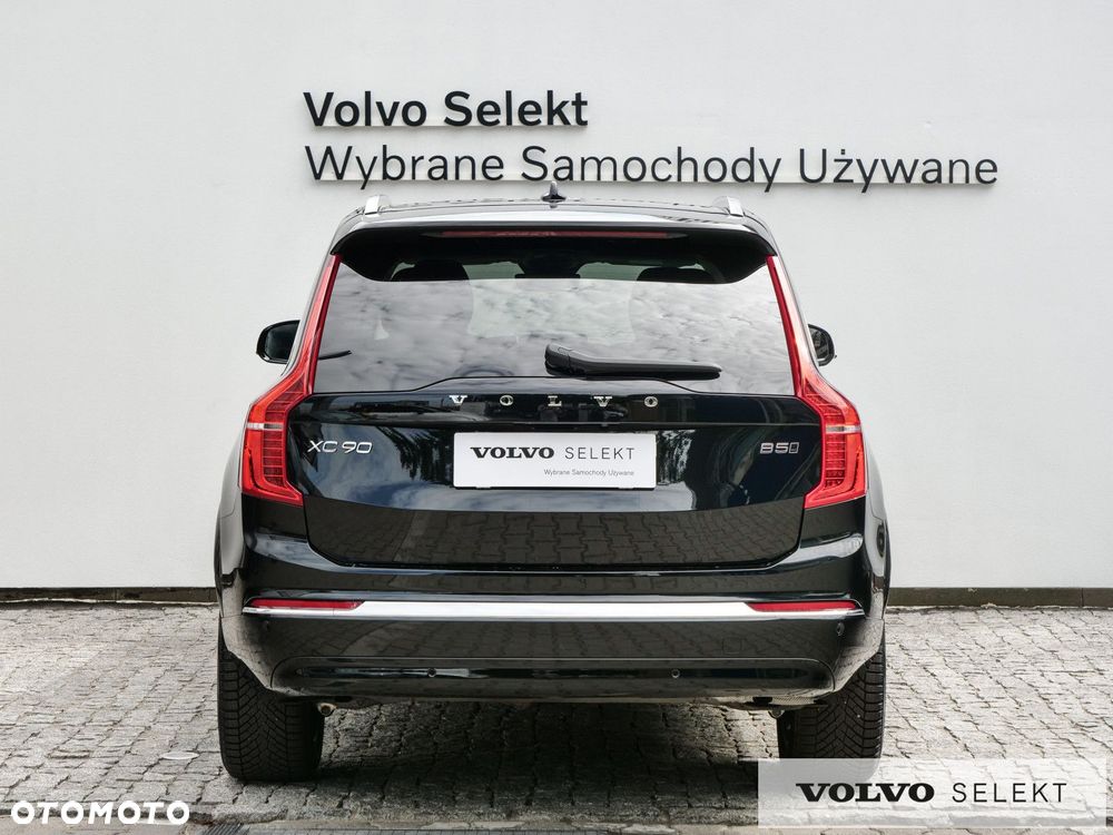 Volvo XC 90 - 8