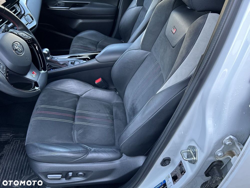 Toyota C-HR 2.0 Hybrid GR Sport - 16