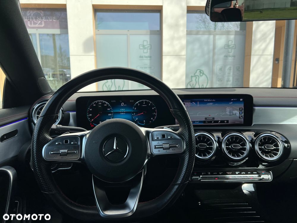 Mercedes-Benz CLA 250 4-Matic AMG Line 7G-DCT - 18