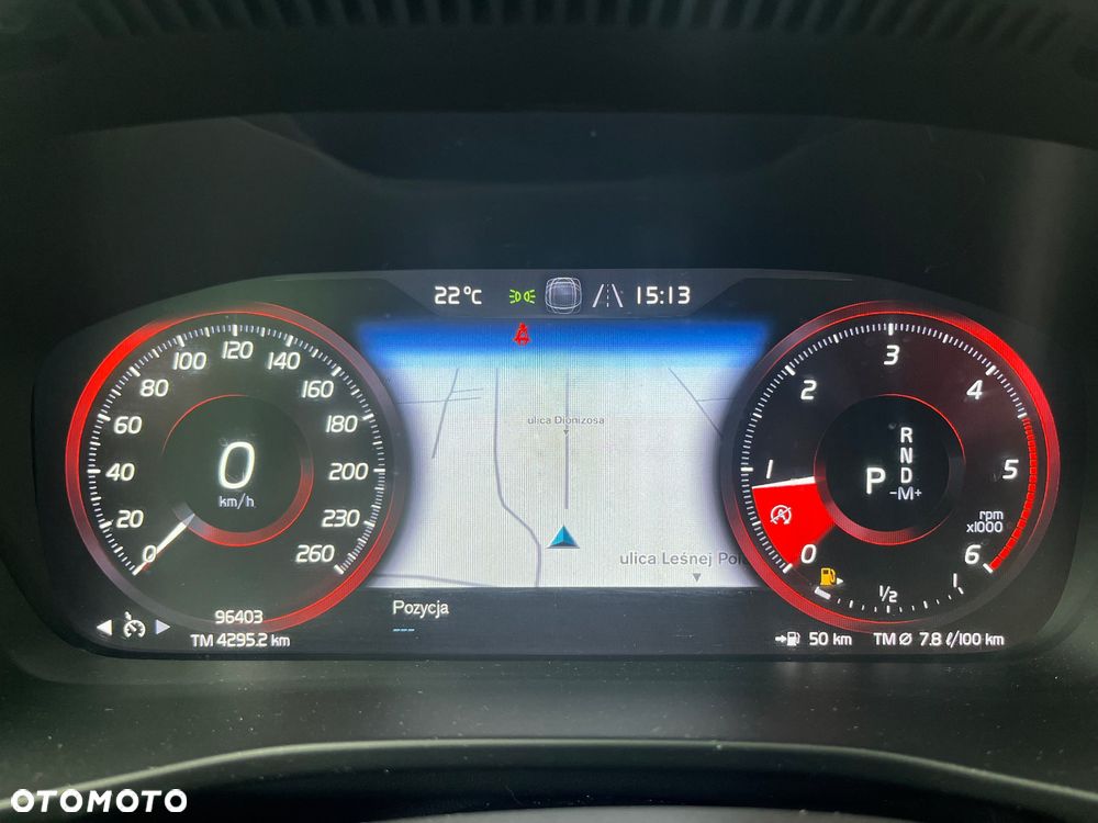 Volvo XC 40 D3 AWD Momentum Pro - 25
