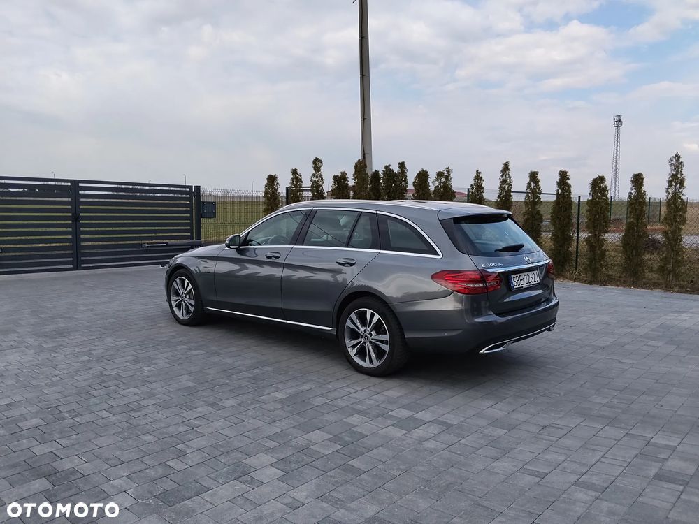 Mercedes-Benz Klasa C 300 de 9G-TRONIC Avantgarde - 3