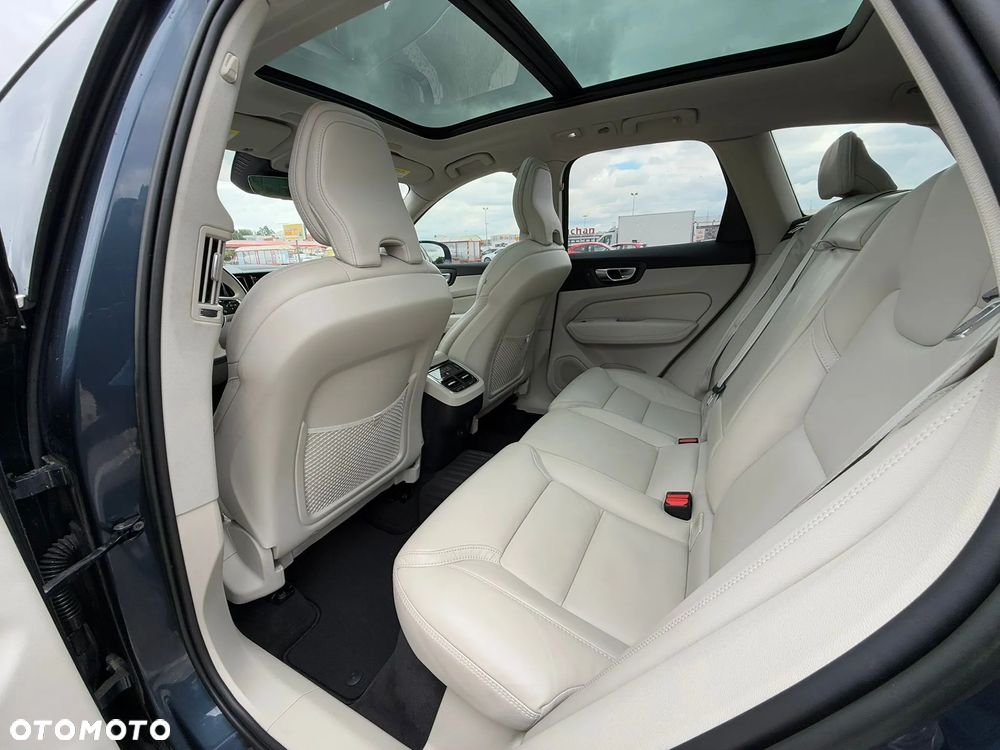 Volvo XC 60 - 20