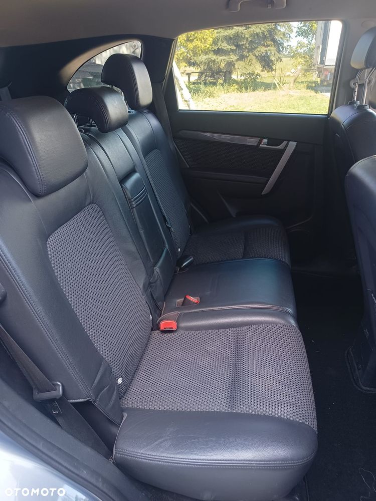 Chevrolet Captiva 2.4 LS - 6