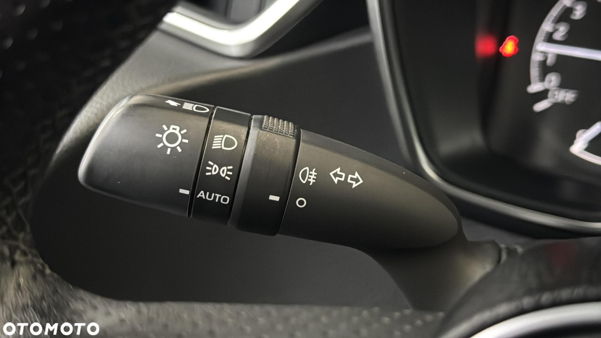 Toyota Corolla 1.8 Hybrid GPF Active - 26