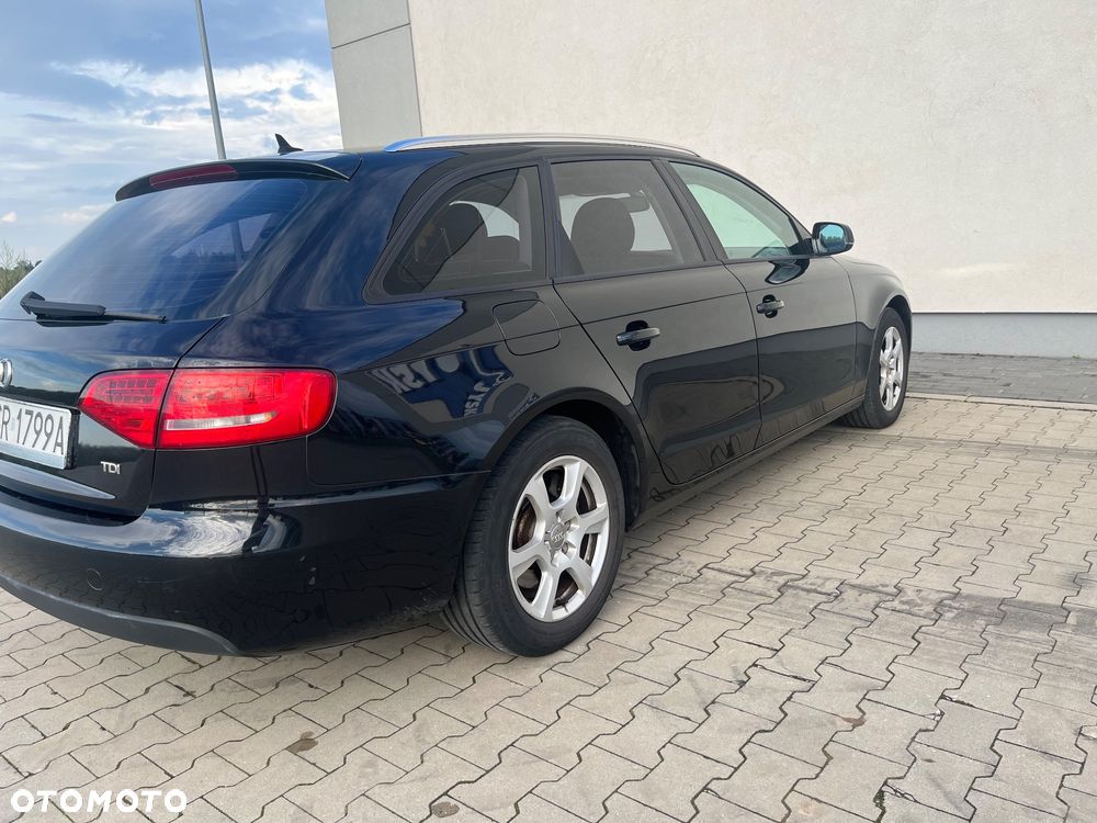 Audi A4 Avant - 6