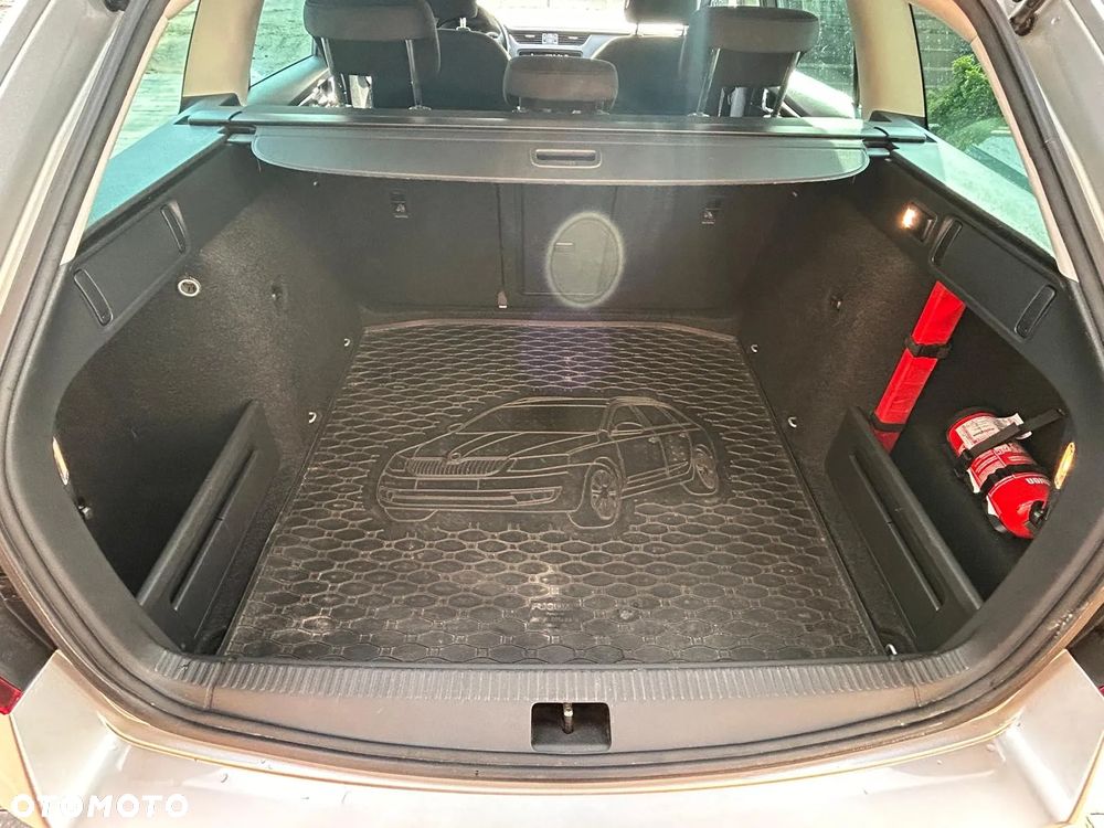 Skoda Octavia 1.8 TSI Style DSG - 16