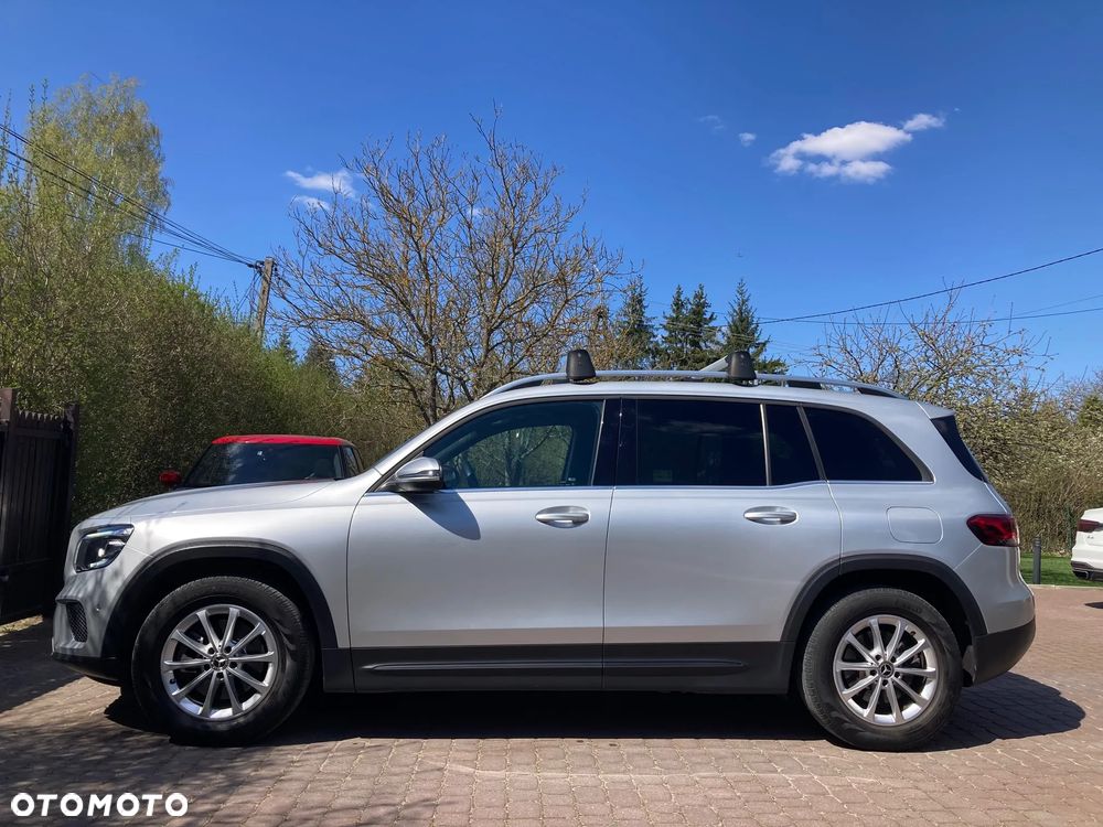 Mercedes-Benz GLB 250 8G-DCT - 4