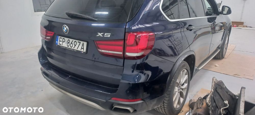 BMW X5 xDrive40d - 16
