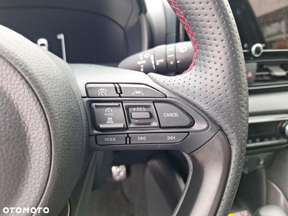 Toyota Yaris - 20