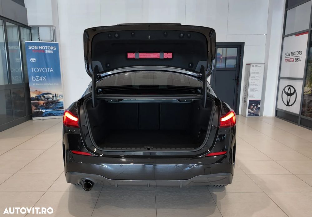 BMW Seria 2 218i Aut. M Sport - 40