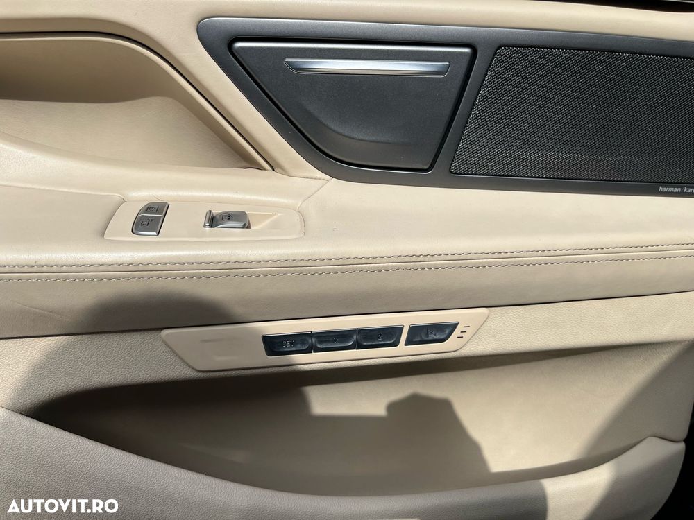 BMW Seria 7 730Ld xDrive - 26