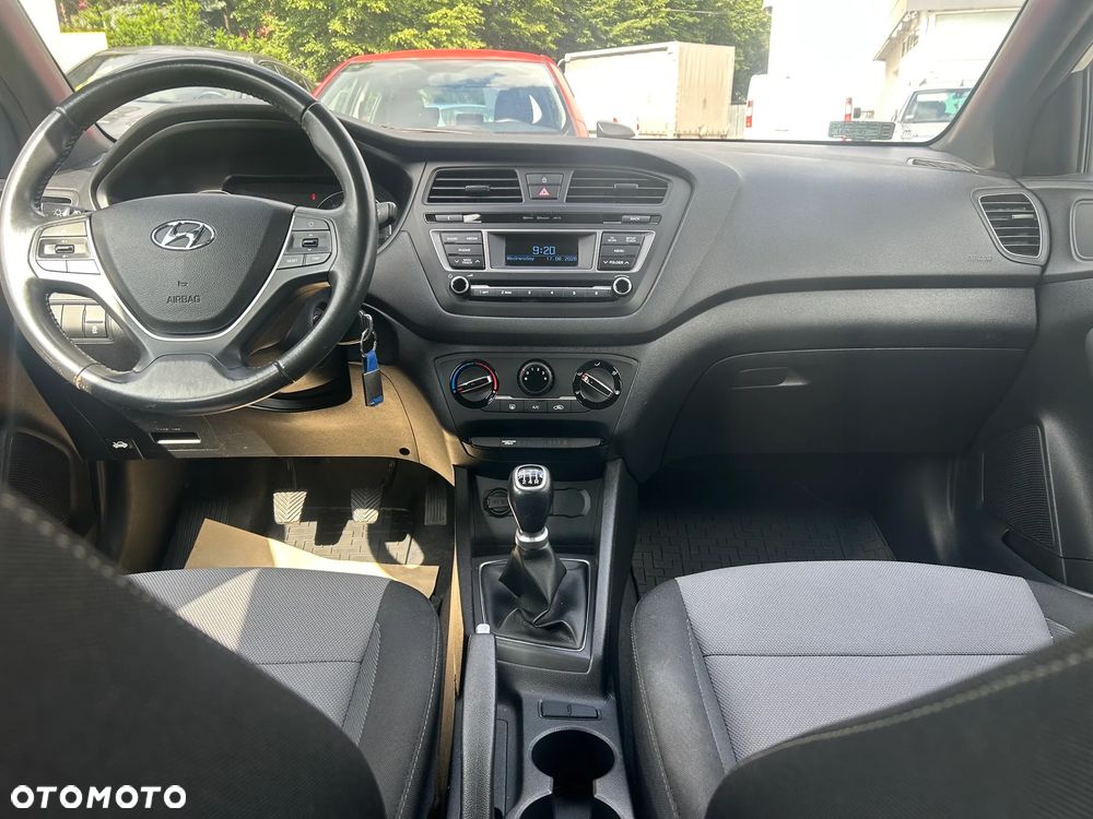 Hyundai i20 1.2 Classic Plus - 12