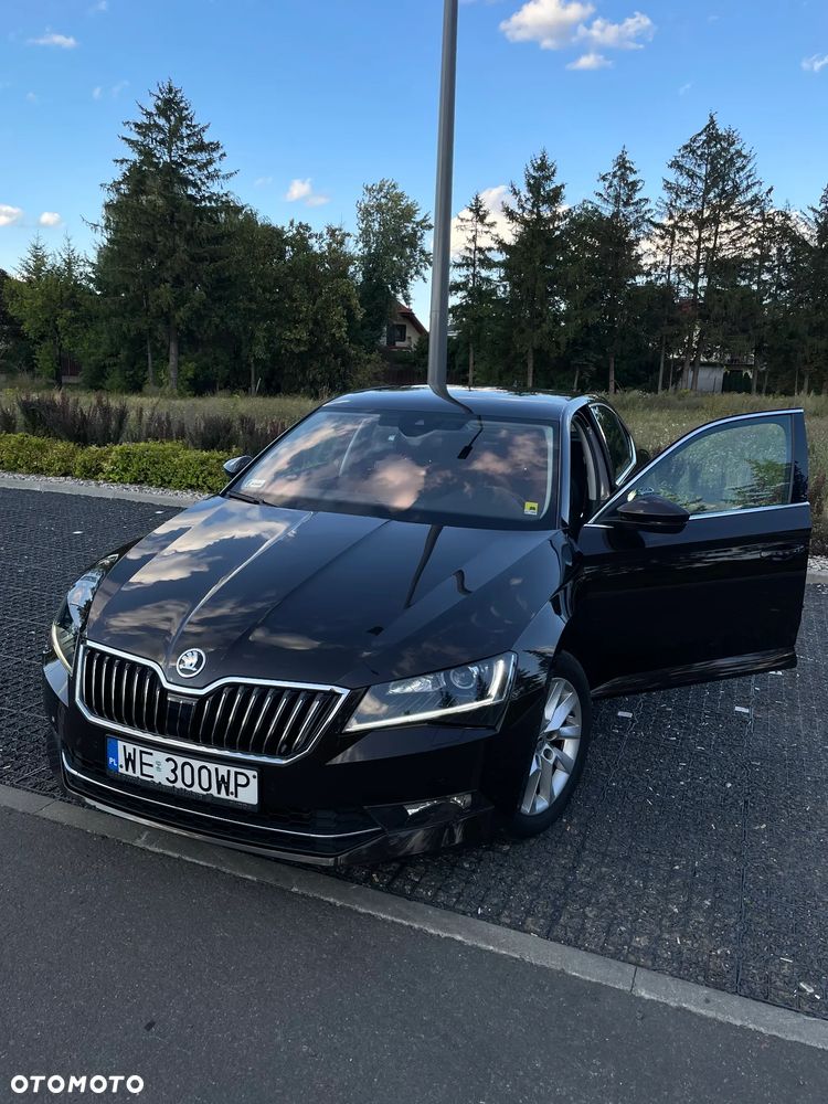 Skoda Superb 2.0 TDI Ambition DSG - 18