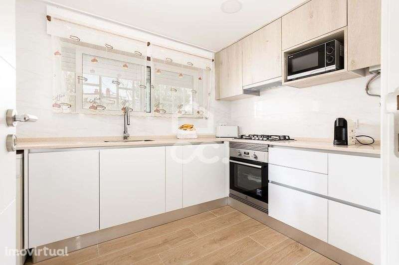 T2 remodelado Queluz-Belas - Grande imagem: 4/11