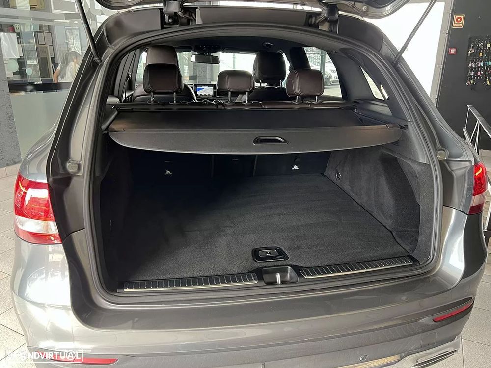 Mercedes-Benz GLC 220 - 21