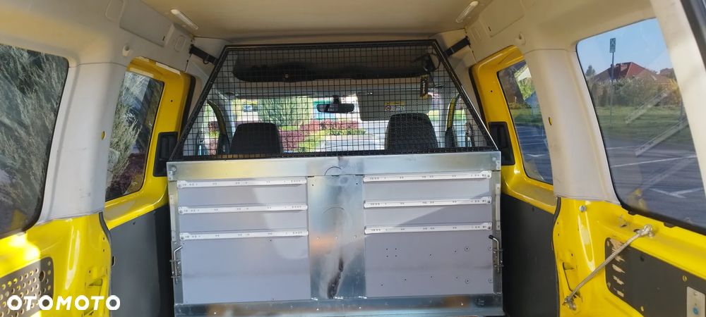 Volkswagen Caddy - 7