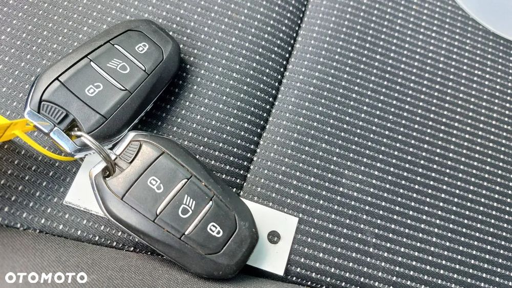 Peugeot 3008 PureTech 130 Stop & Start Allure - 18