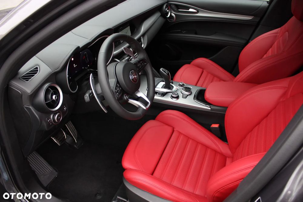 Alfa Romeo Stelvio 2.0 Turbo Veloce Q4 - 8