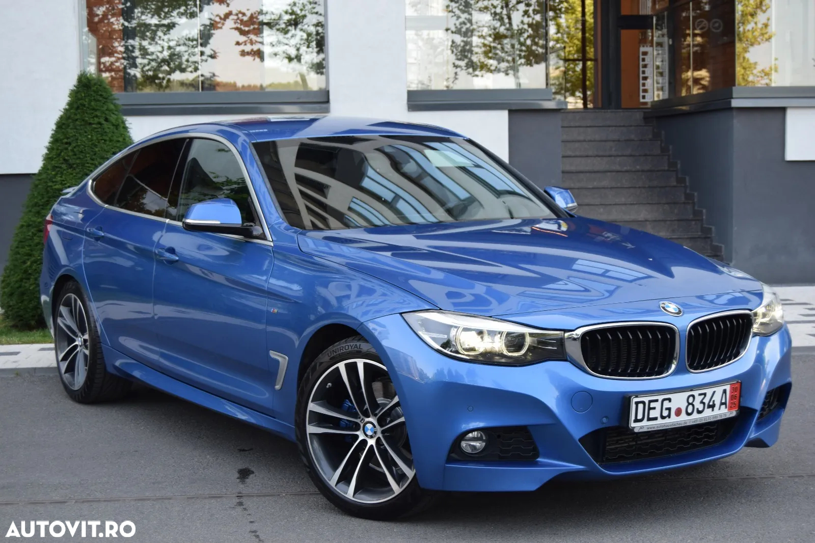 BMW Seria 3 330d GT xDrive AT M Sport - 2