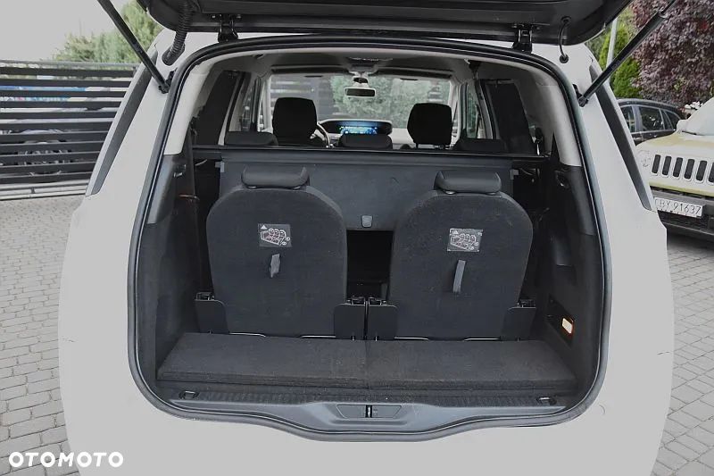 Citroën C4 Grand Picasso BlueHDi 120 EAT6 Exclusive - 25