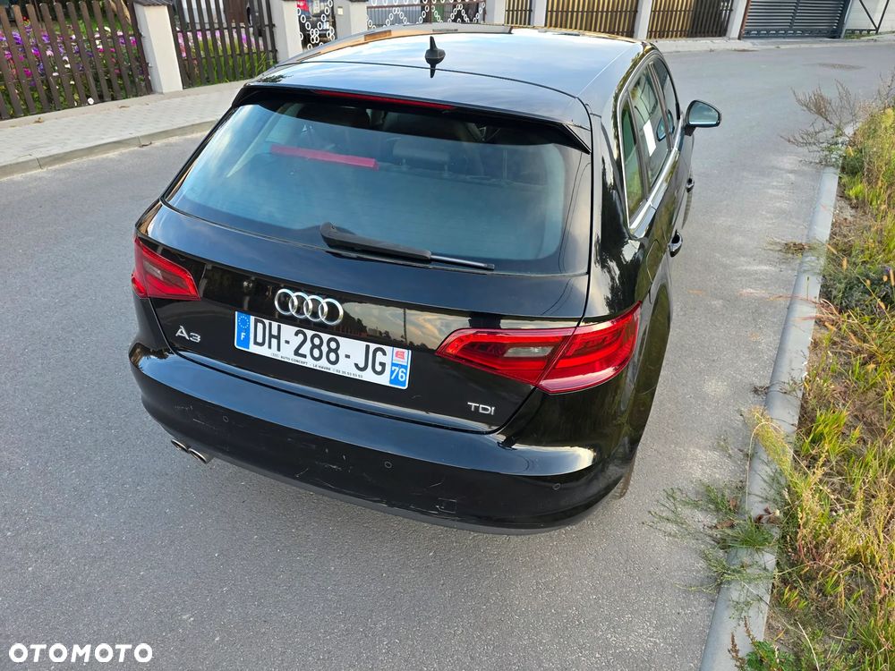 Audi A3 Sportback - 3