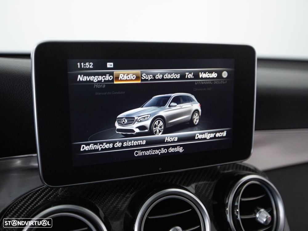 Mercedes-Benz GLC 250 4Matic 9G-TRONIC AMG Line - 29