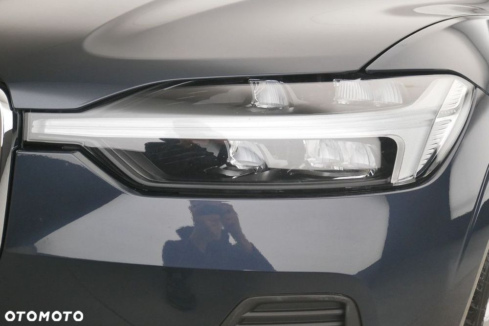 Volvo XC 60 B5 B AWD Core - 13