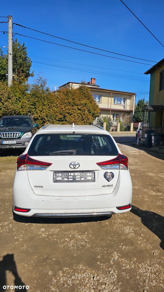 Toyota Auris 1.4 D-4D Premium - 8