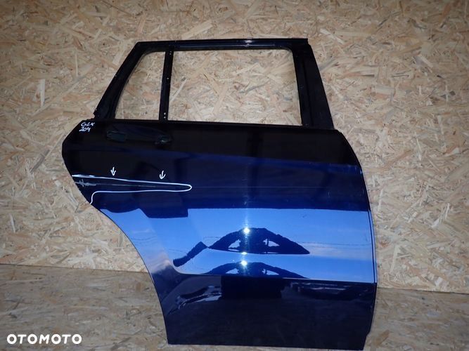 MERCEDES W204 204 GLK drzwi prawe tylne tył - 2