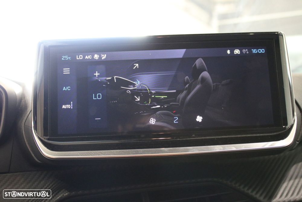 Peugeot 208 1.2 Hybrid Allure e-DCS6 - 21