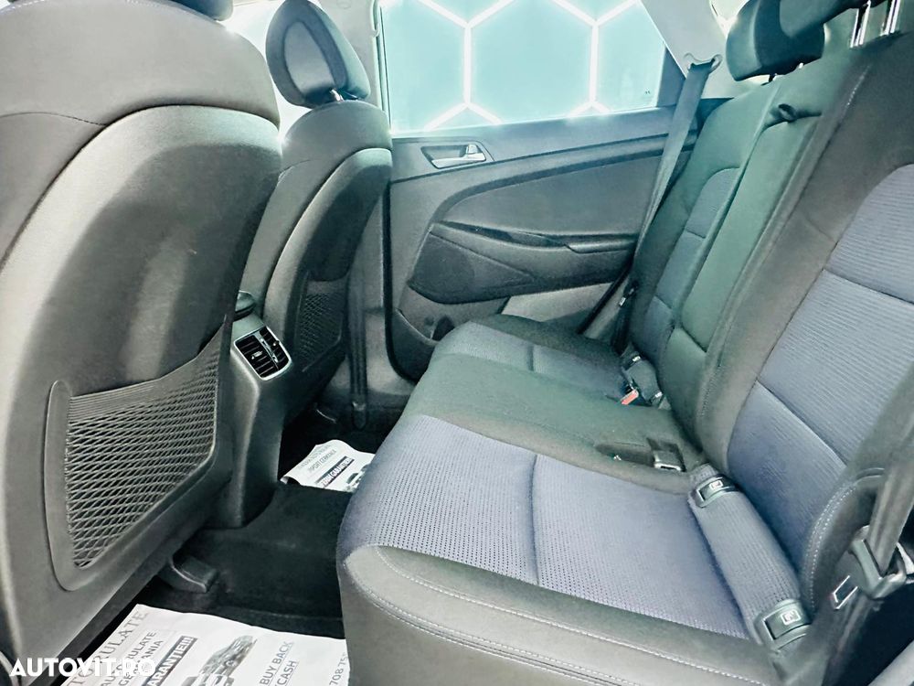 Hyundai Tucson blue 1.7 CRDi 2WD Passion Plus - 10