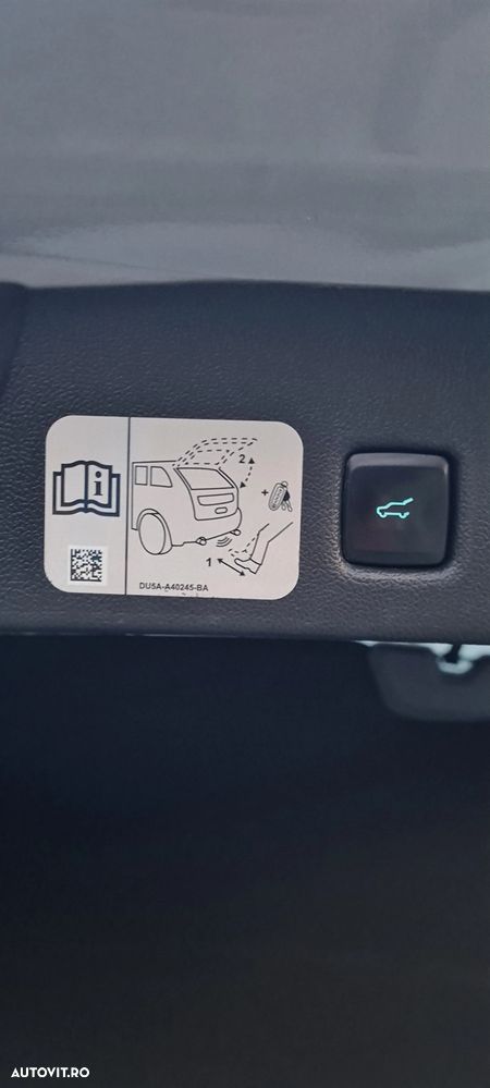 Ford Kuga 2.5 Duratec PHEV Vignale - 11