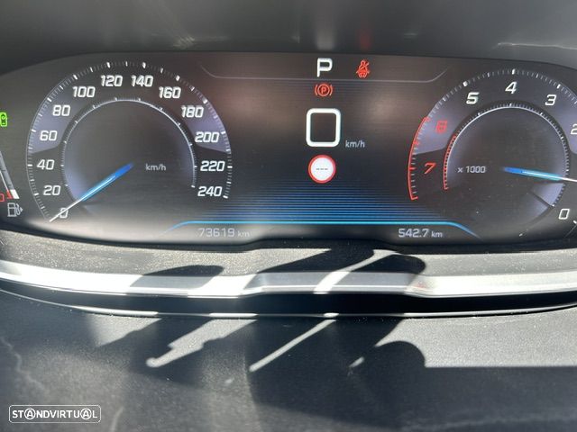 Peugeot 3008 PureTech 130 Stop & Start GPF EAT8 Allure - 5