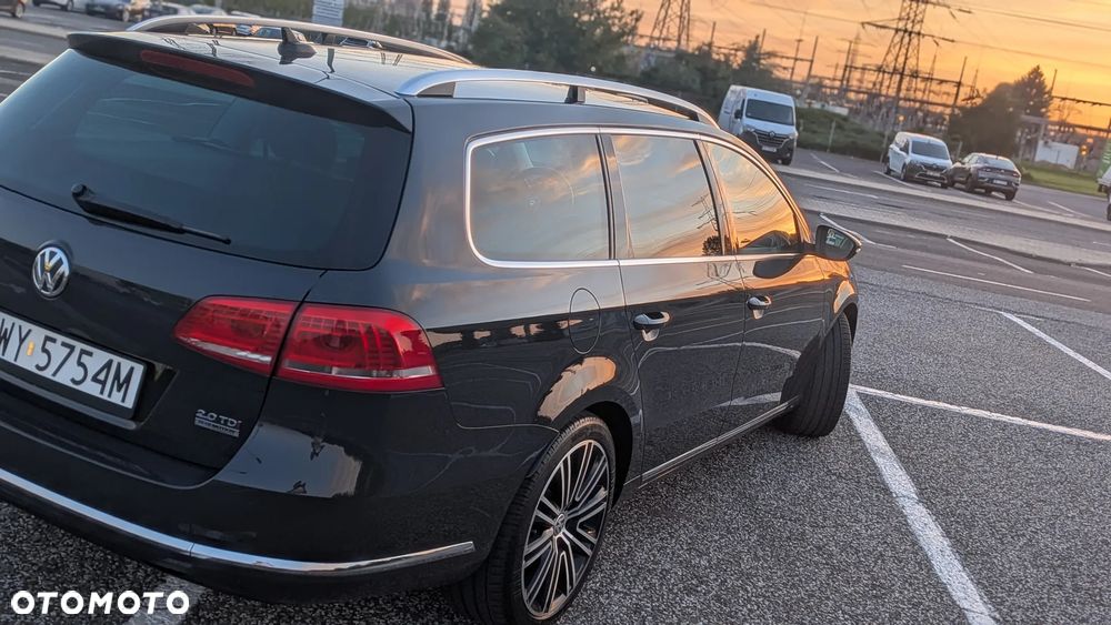 Volkswagen Passat 2.0 TDI Highline DSG - 8