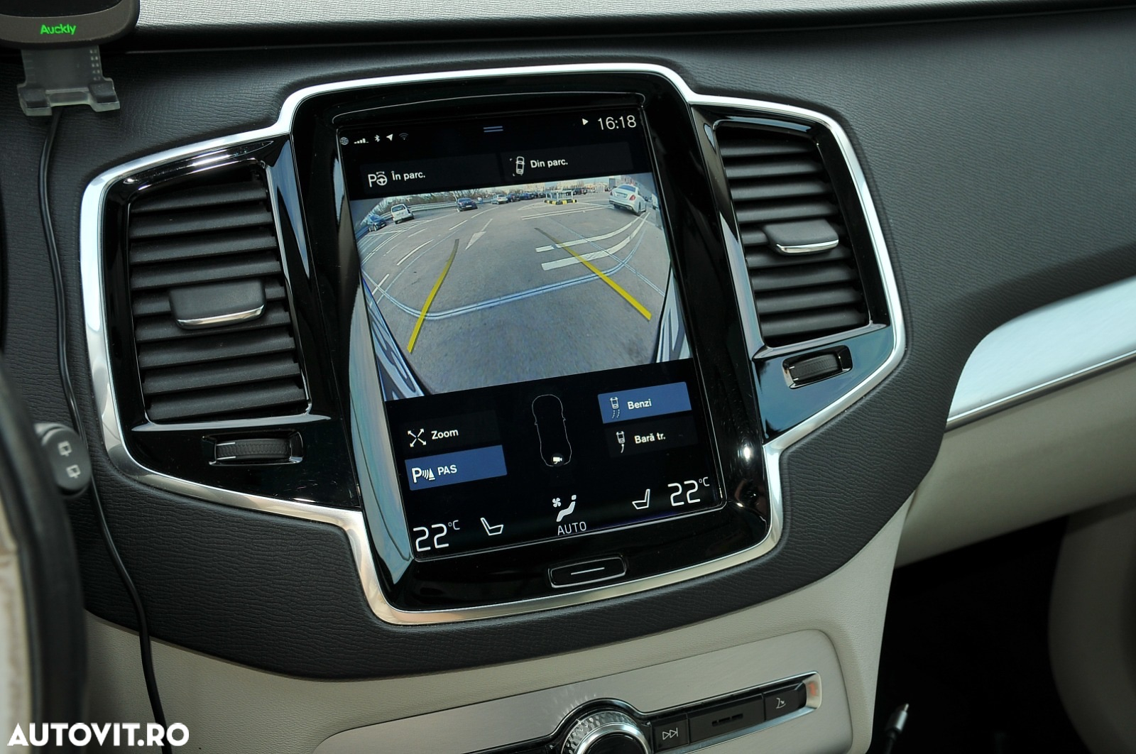 Volvo XC 90 - 16