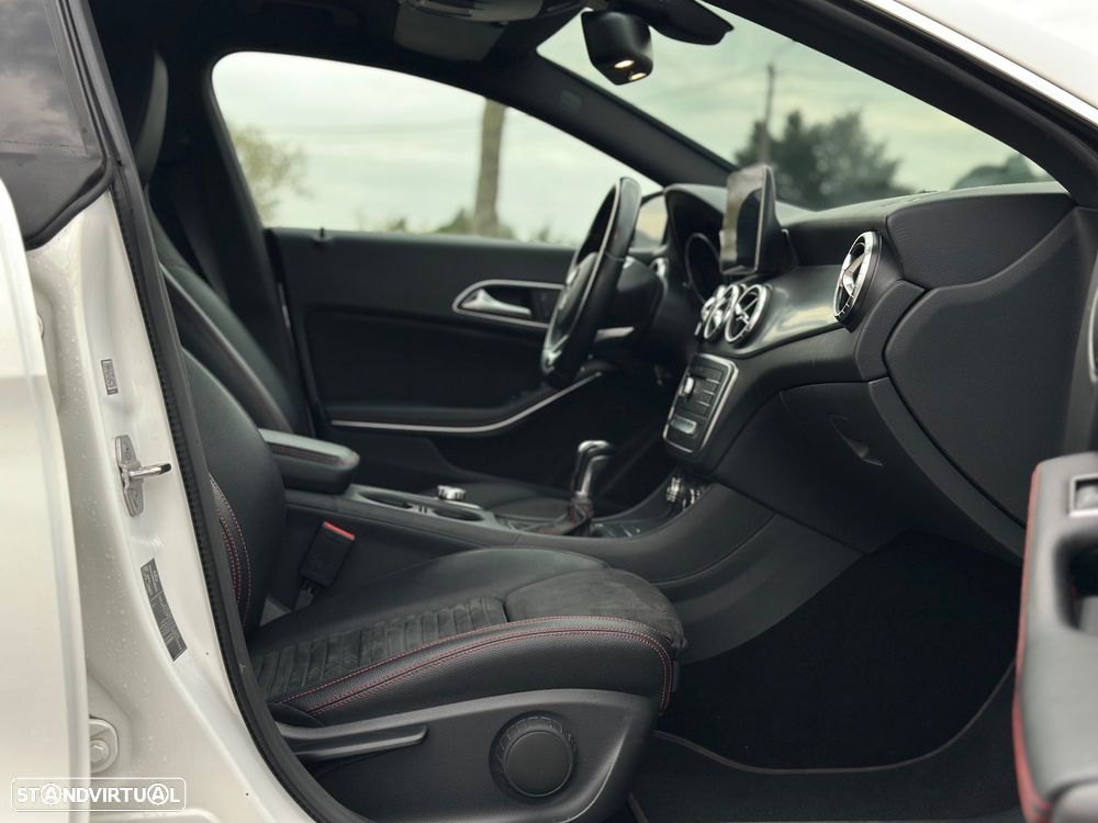 Mercedes-Benz CLA 180 d Shooting Brake AMG Line - 42