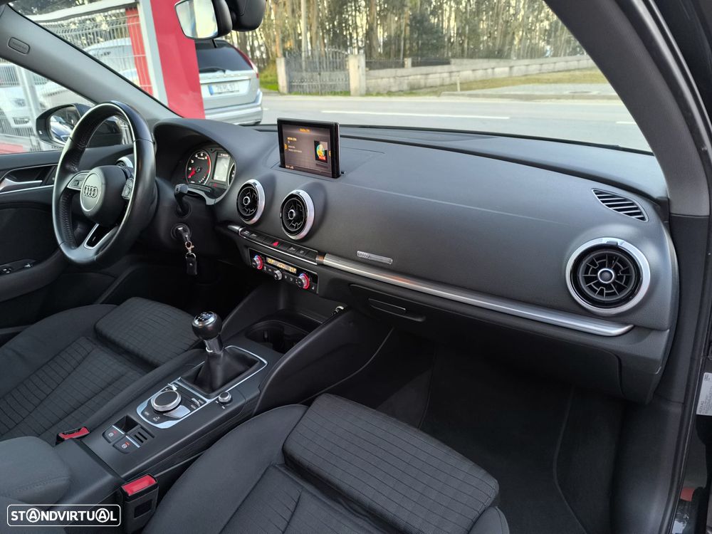 Audi A3 Sportback 1.0 TFSI - 27