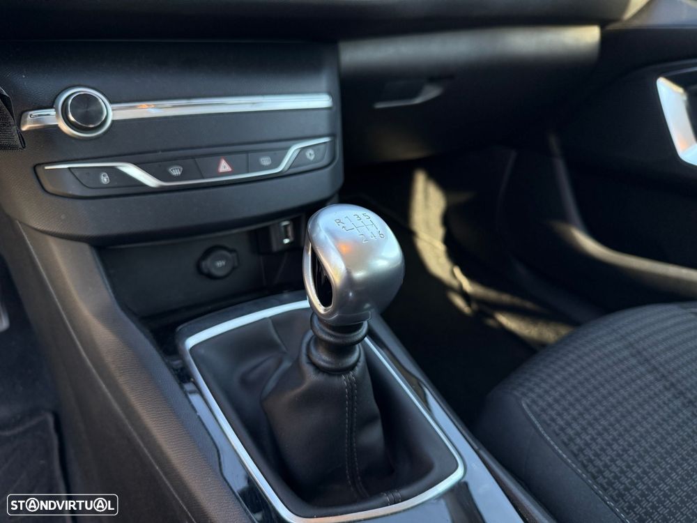 Peugeot 308 BlueHDi 130 Active Pack - 27