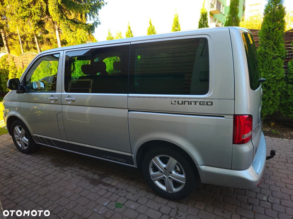 Volkswagen Multivan 2009 photo 4
