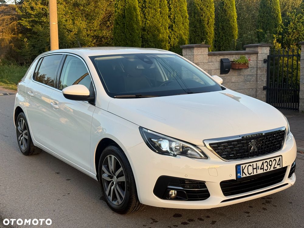 Peugeot 308 1.2 PureTech Allure S&S - 18
