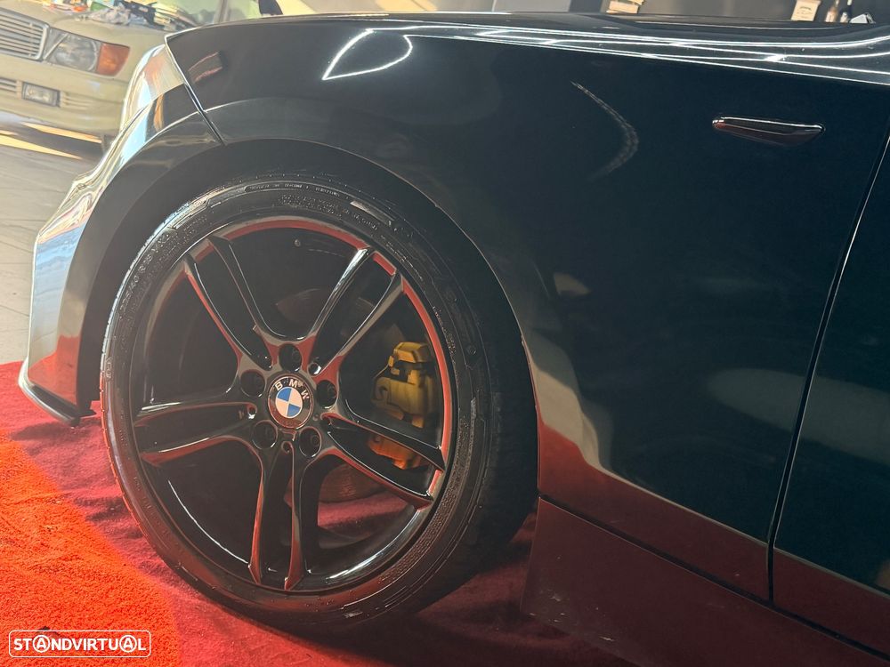 BMW 120 d Limited Edition Lifestyle c/ M Sport Pack - 14