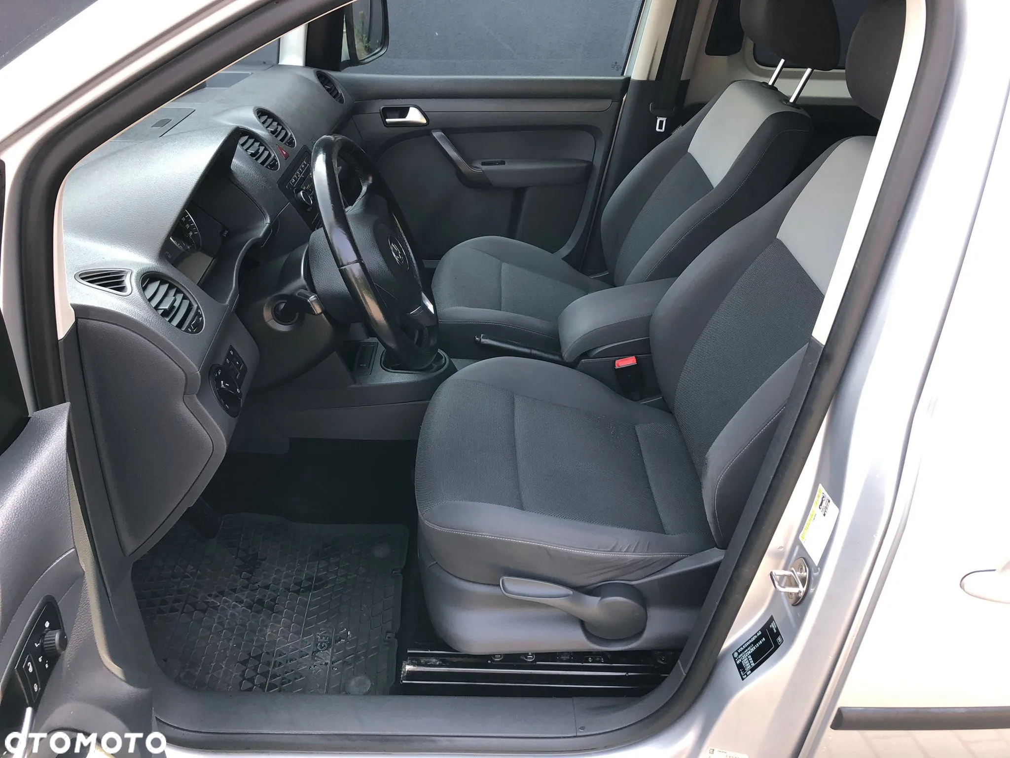 Volkswagen Caddy 2.0 TDI Comfortline - 9