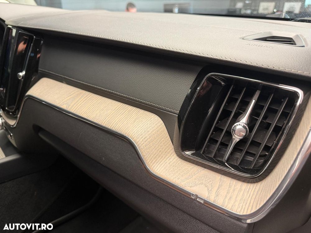 Volvo XC 60 Recharge T8 Twin Engine eAWD Inscription - 22