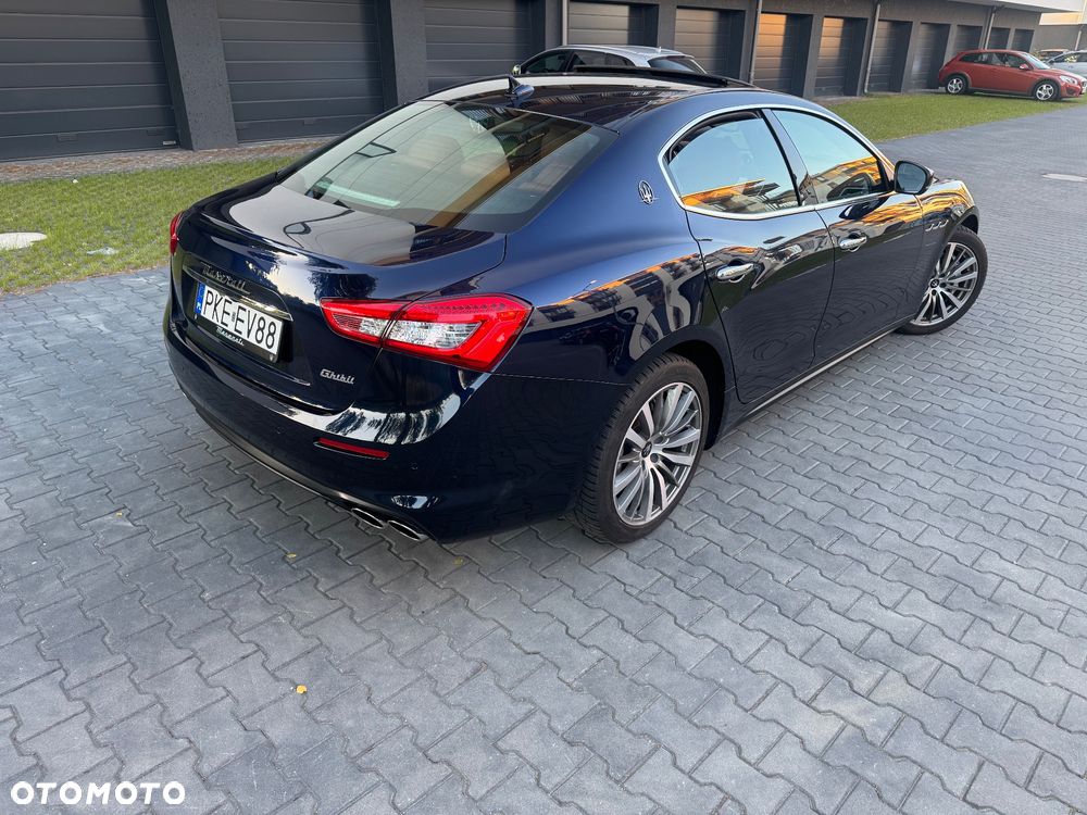 Maserati Ghibli GranLusso - 14